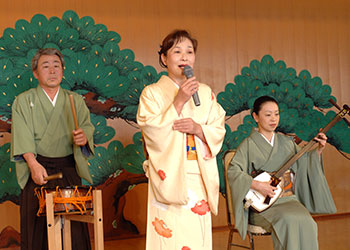 画像:民謡ショー